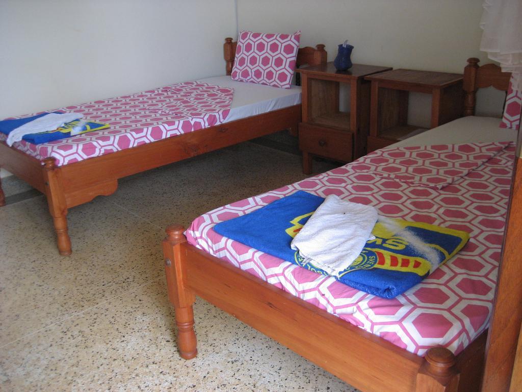 Voi Lutheran Guesthouse Kamer foto